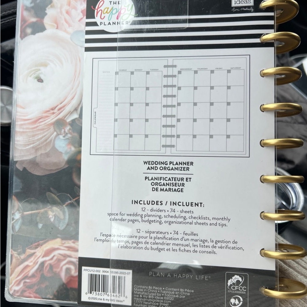 Undated Wedding Plans Happy Planner
CLASSIC WEDDING ORGANIZER LAYOUT - 12 MONTHS - Picture 3 of 3